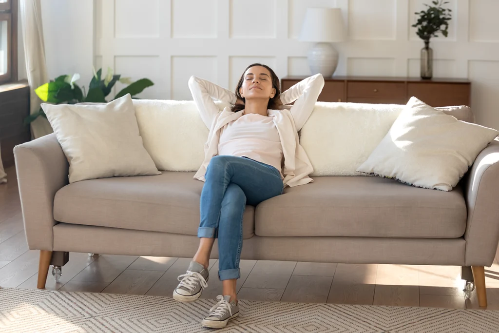 ceiling fan direction for summer